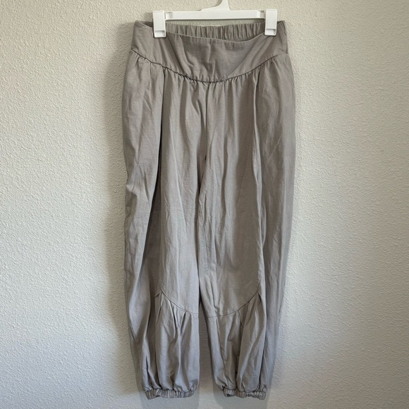 Free People Beach Womens Medium Pants Barrel Leg Cotton Light Grey Harlem - Picture 1 of 9